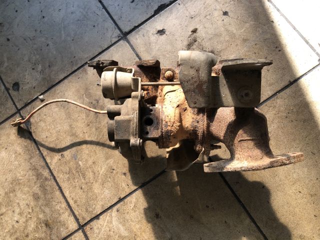 bontott DACIA DOKKER Turbó