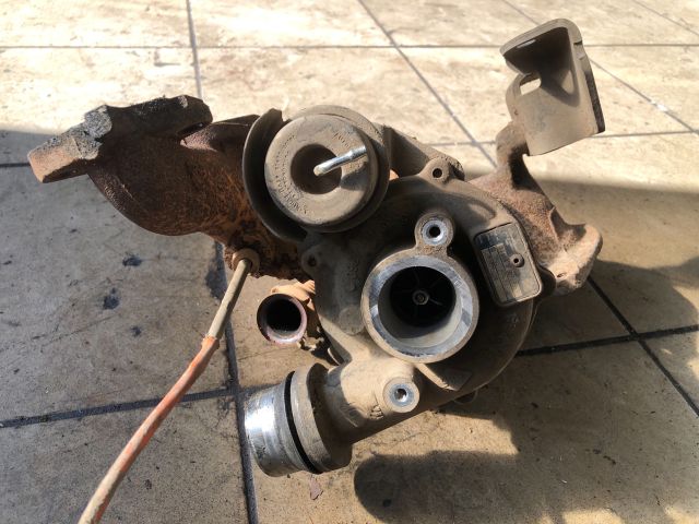 bontott DACIA DOKKER Turbó