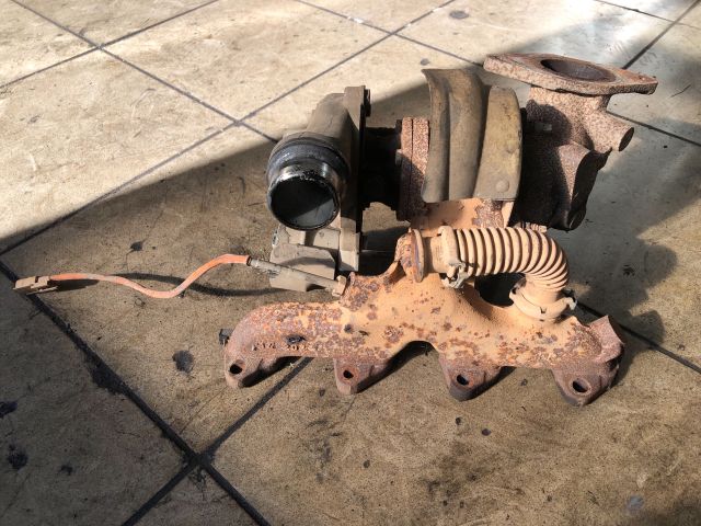 bontott DACIA DOKKER Turbó