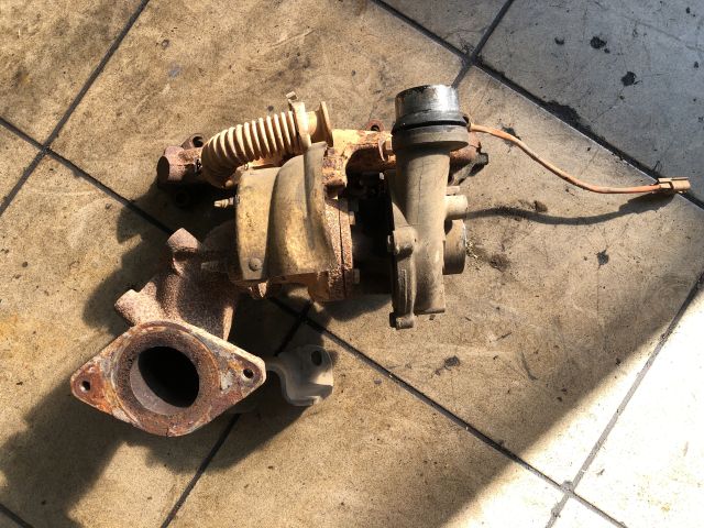 bontott DACIA DOKKER Turbó