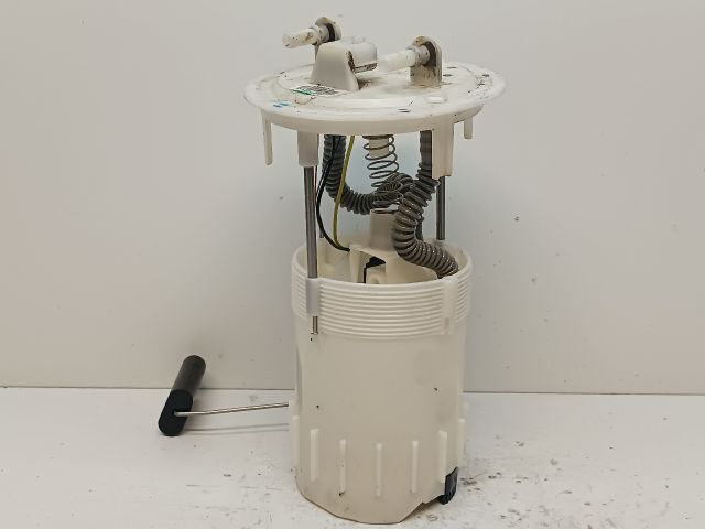 bontott DACIA DOKKER Üzemanyag Szivattyú