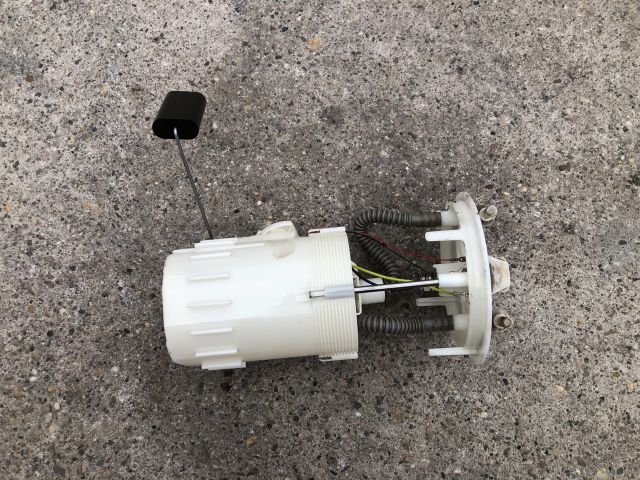 bontott DACIA DOKKER Üzemanyag Szivattyú