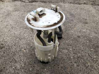 bontott DACIA DOKKER Üzemanyag Szivattyú