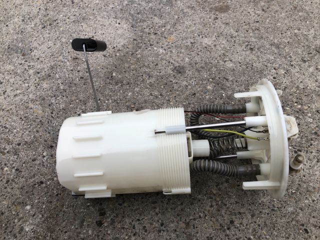 bontott DACIA DOKKER Üzemanyag Szivattyú