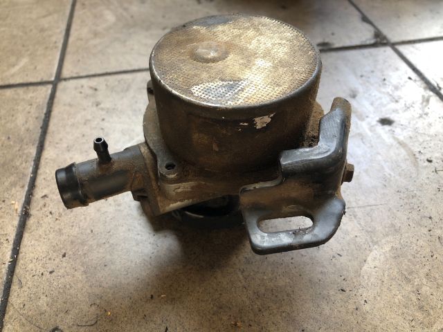 bontott DACIA DOKKER Vákumpumpa