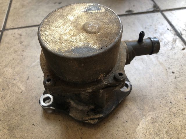 bontott DACIA DOKKER Vákumpumpa