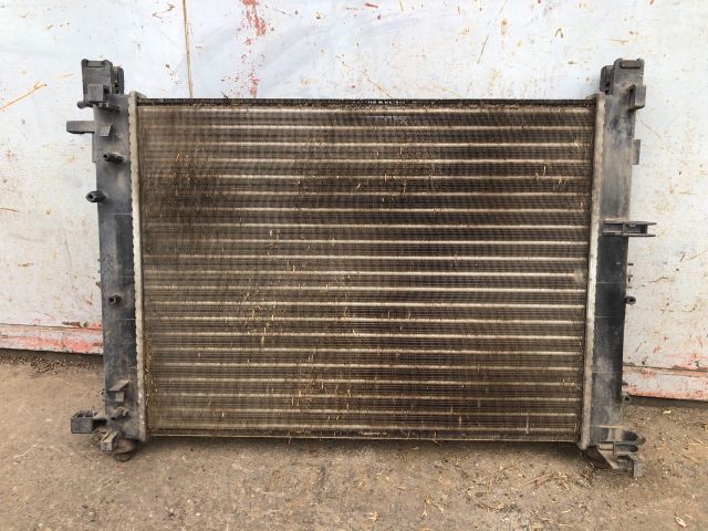 bontott DACIA DOKKER Vízhűtő Radiátor (Klímás)