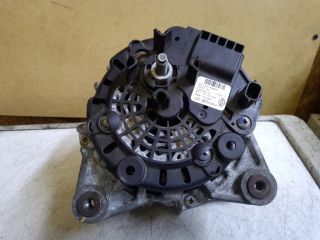 bontott DACIA DOKKER Generátor