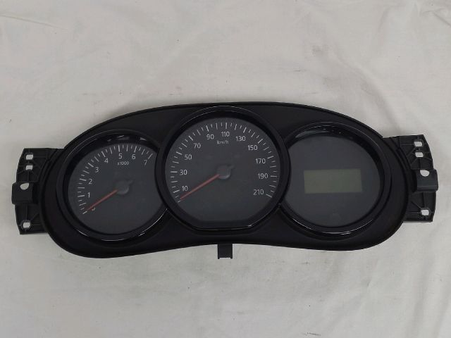 bontott DACIA DOKKER Kilométeróra