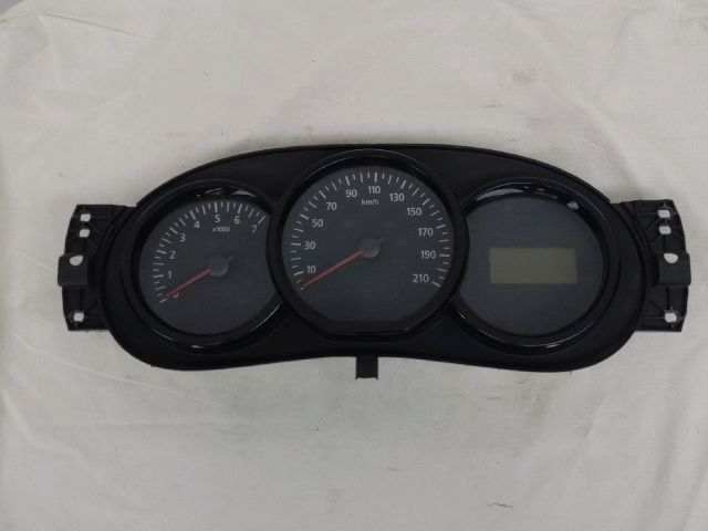 bontott DACIA DOKKER Kilométeróra