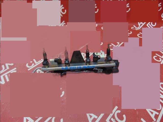 bontott DACIA DOKKER Porlasztó Sor / Híd