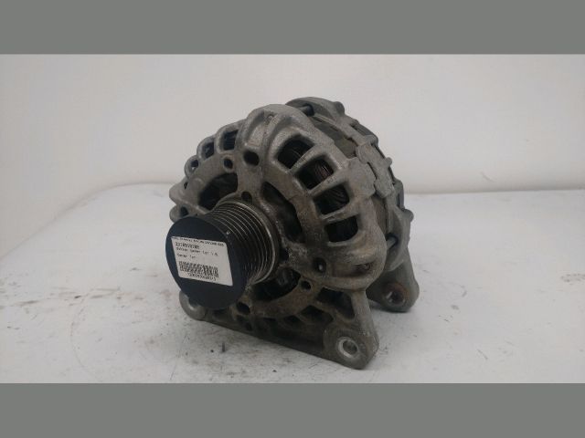 bontott DACIA DOKKER Generátor