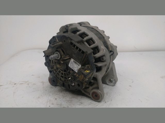 bontott DACIA DOKKER Generátor