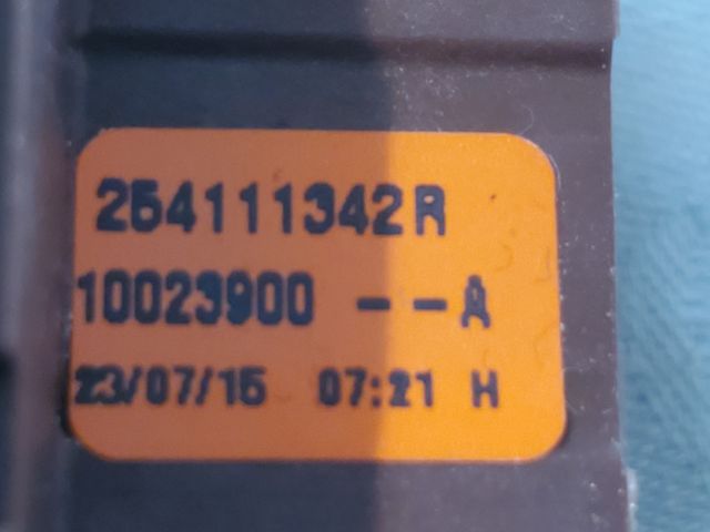 bontott DACIA DOKKER Ablakemelő Kapcsoló Négyes / Kettes