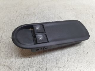 bontott DACIA DOKKER Ablakemelő Kapcsoló Négyes / Kettes
