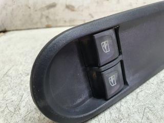 bontott DACIA DOKKER Ablakemelő Kapcsoló Négyes / Kettes