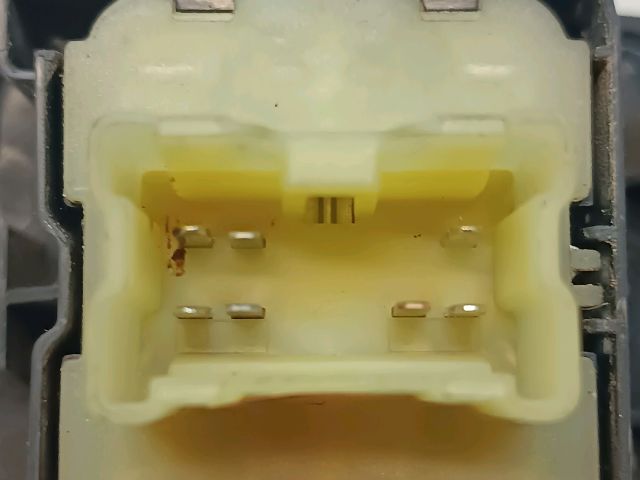 bontott DACIA DOKKER Ablakemelő Kapcsoló Négyes / Kettes