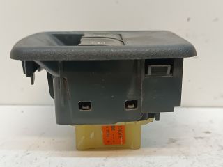 bontott DACIA DOKKER Ablakemelő Kapcsoló Négyes / Kettes