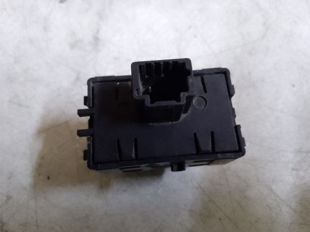 bontott DACIA DOKKER Ablakfűtés Kapcsoló