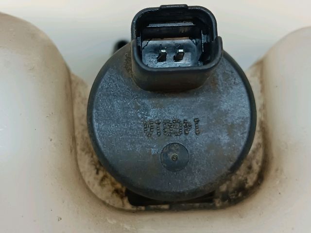 bontott DACIA DOKKER Ablakmosó Tartály