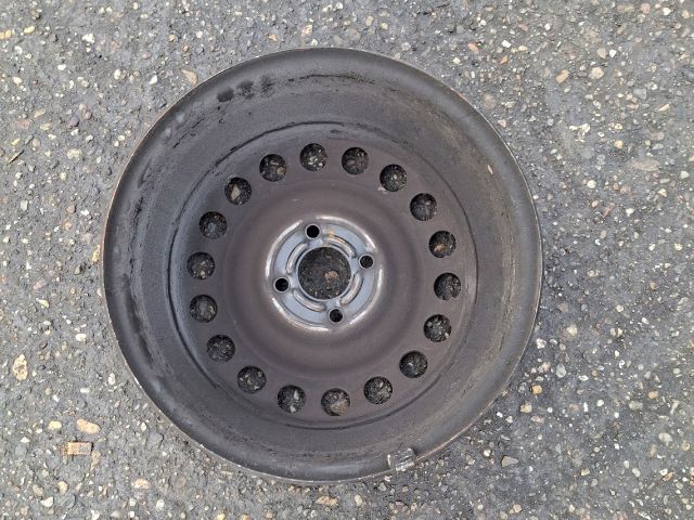 bontott DACIA DOKKER Acélfelni (1 db)