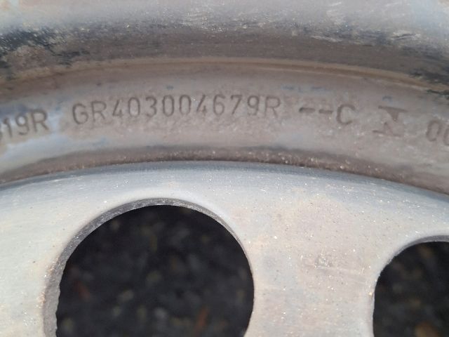 bontott DACIA DOKKER Acélfelni (1 db)