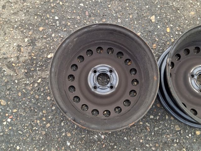 bontott DACIA DOKKER Acélfelni (1 db)