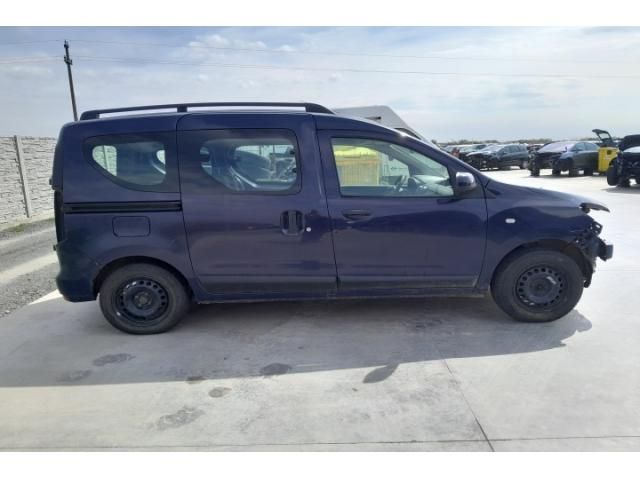 bontott DACIA DOKKER Acélfelni Szett Gumival