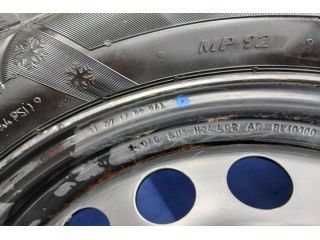 bontott DACIA DOKKER Acélfelni Szett Gumival