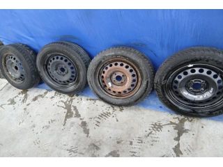 bontott DACIA DOKKER Acélfelni Szett Gumival