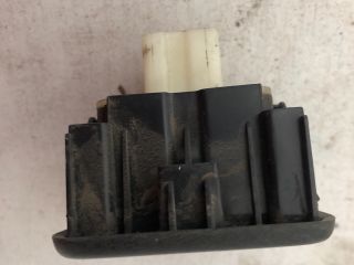 bontott DACIA DOKKER Bal első Ablakemelő Kapcsoló