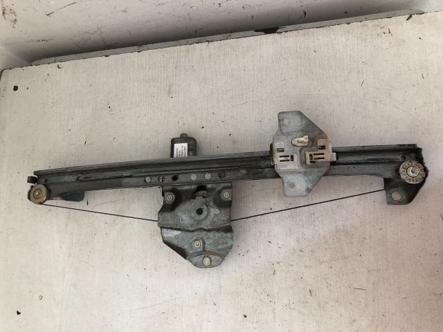 bontott DACIA DOKKER Bal első Ablakemelő Szerkezet (Elektromos)