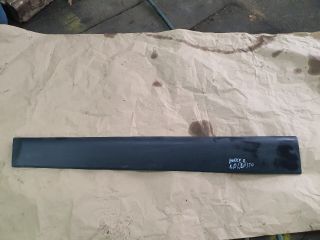 bontott DACIA DOKKER Bal első Ajtó Díszléc