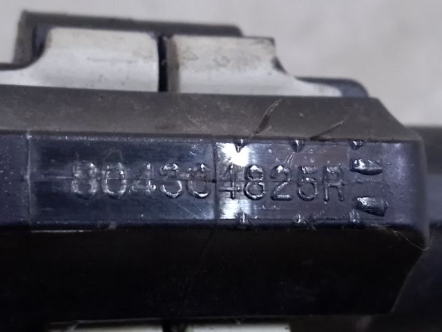 bontott DACIA DOKKER Bal első Ajtóhatároló