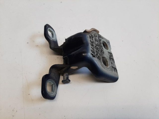 bontott DACIA DOKKER Bal első Felső Zsanér