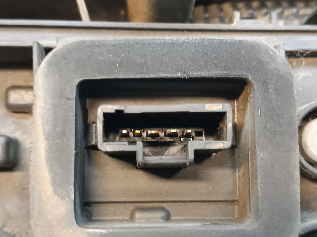 bontott DACIA DOKKER Bal Hátsó Lámpa