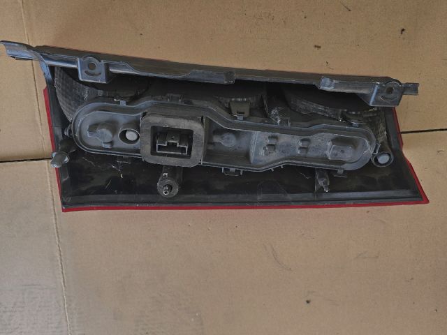 bontott DACIA DOKKER Bal Hátsó Lámpa