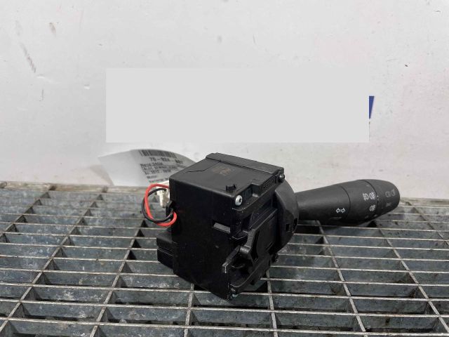 bontott DACIA DOKKER Bal Kormánykapcsoló Irányjelző