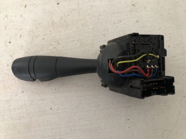 bontott DACIA DOKKER Bal Kormánykapcsoló Irányjelző