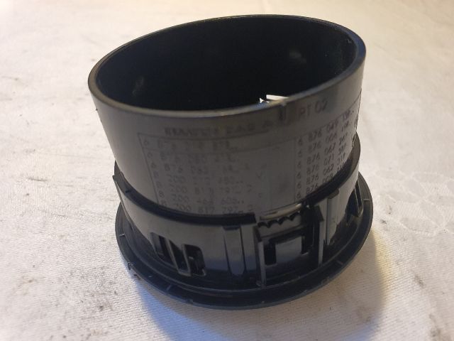 bontott DACIA DOKKER Bal Szellőző