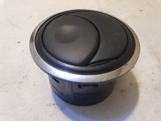 bontott DACIA DOKKER Bal Szellőző