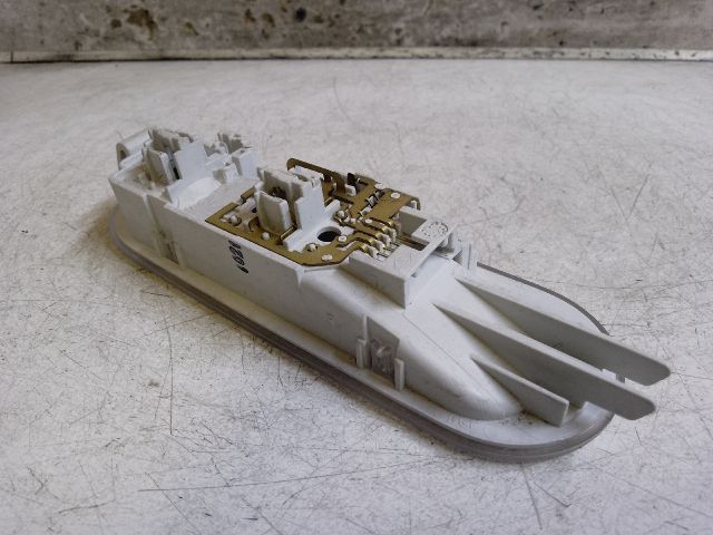 bontott DACIA DOKKER Beltér Világítás Első