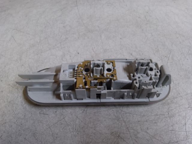 bontott DACIA DOKKER Beltér Világítás Első