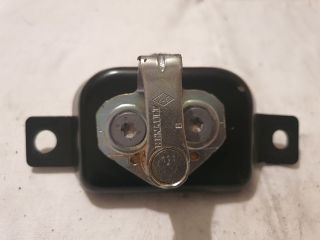 bontott DACIA DOKKER Csomagtérajtó Ütköző