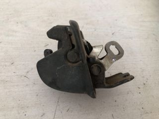 bontott DACIA DOKKER Csomagtérajtó Zárszerkezet