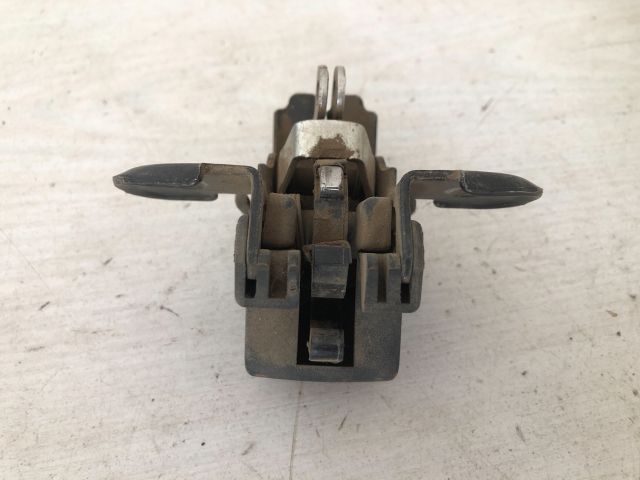 bontott DACIA DOKKER Csomagtérajtó Zárszerkezet