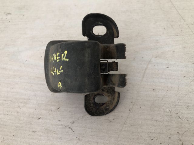 bontott DACIA DOKKER Csomagtérajtó Zárszerkezet