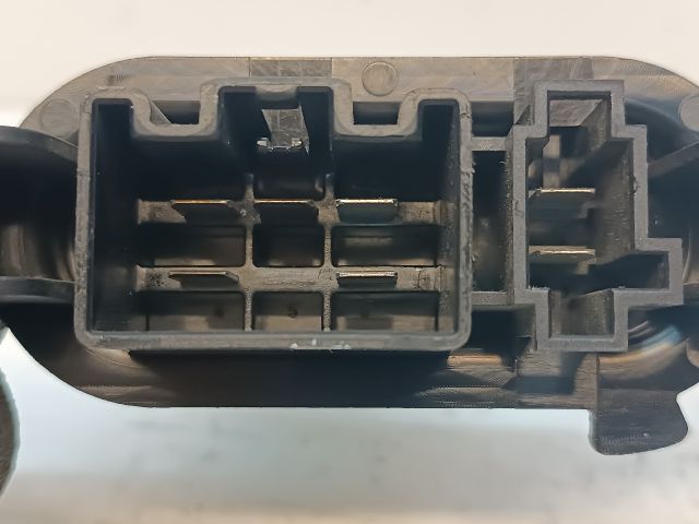 bontott DACIA DOKKER Előtét Ellenállás Fűtőmotor