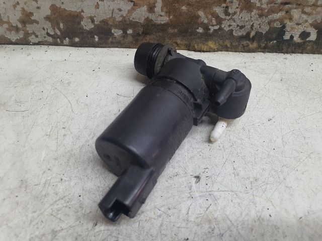 bontott DACIA DOKKER Első Ablakmosó Szivattyú