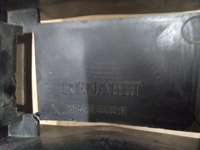 bontott DACIA DOKKER Első Lökhárító Merevítő (Fém)